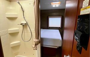 2012 Thor Motor Coach ACE 30 1
