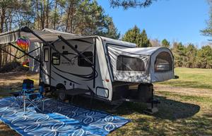 2017 Dutchmen RV Kodiak Ultra Lite 186E