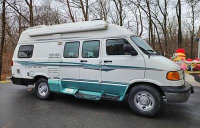 2002 27North Adventure Vans Progress RV rental photo 3