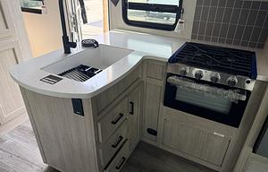 NEW 2026 Coachmen Catalina Legacy Edition 273DBH
