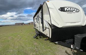 2017 Cruiser Rv Corp Cruiser BH