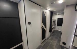 2022 Mallard 32 RV rental photo 2