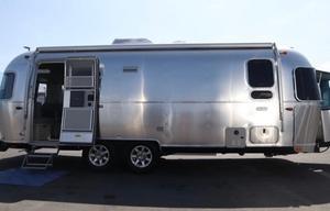 2022 Airstream RV Flying Cloud 25 FB