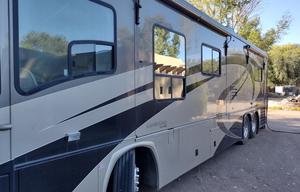 Stella - 2005 Country Coach Allure 470