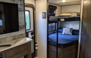 Taj-ma-haul - 1 BR*2 Dbl Bunks*Kid & Pet friendly