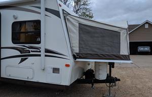 2015 Rockwood Roo 23SS RV rental photo 4