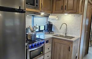 Finger Lakes RV Rentals "Solaire"
