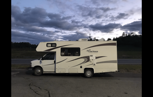 Salome - 2008 Coachman Freelander 24’