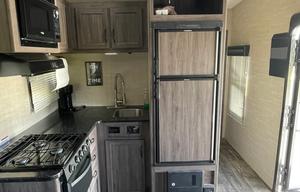 2019 Pacific Coachworks Blazen 28FS