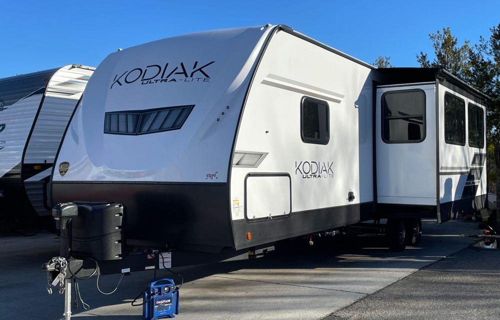 2023 Dutchmen RV Kodiak 290BHSL