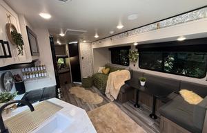 Sleeps 8! Starlink, Brand New! Bunkhouse!