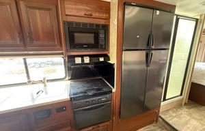 2016 Forester 3011DS/sleeps 8