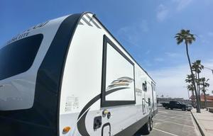 T4 2020 RockWood Ultralite 2910SB** Sleeps 10!!