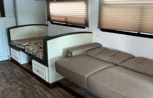 Forest River Georgetown 351DS