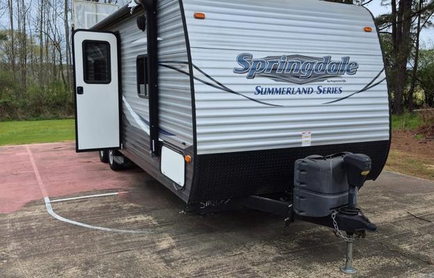 "Hotel Comfort, Campsite Freedom"