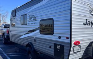 2021 Jayco 174BH Baja Edition w/solar and bunks