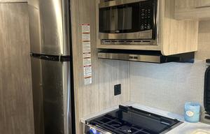 2023 Catalina Coachmen Forest River Summit RV rental photo 9