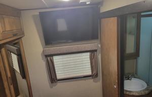 Bionic Gypsy — Spacious Bunkhouse | Fully Stocked