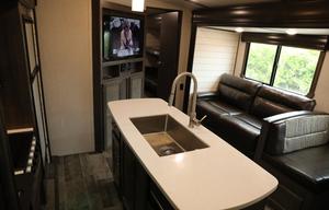 2020 CrossRoads RV Sunset Trail SS331BH