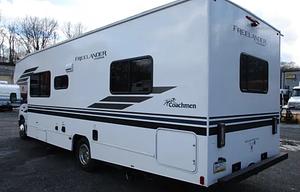 2022 29' Freelander 27QB