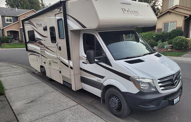 Sleek Coachmen Prizm Drives Like a Van!