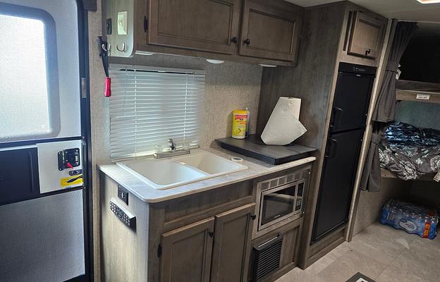 2020 Coachmen RV Apex Nano 208BHS RV rental photo 1
