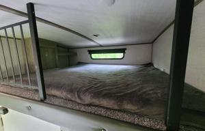 Full Sized Fifth Wheel for Full Time Fun