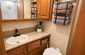 Meet "Nomad" 2019 Winnebago Vista LX