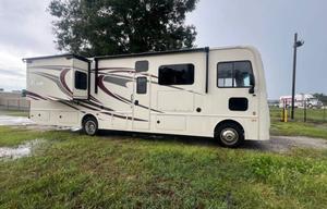 2020 Fleetwood RV Flair 32S