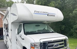 2022 Thor Freedom Elite 23H | Solar | Sleeps 5