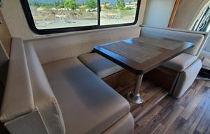 2017 Winnebago View 24J RV rental photo 16