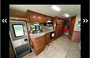 2007 Forest River RV Georgetown XL 330TS RV rental photo 4