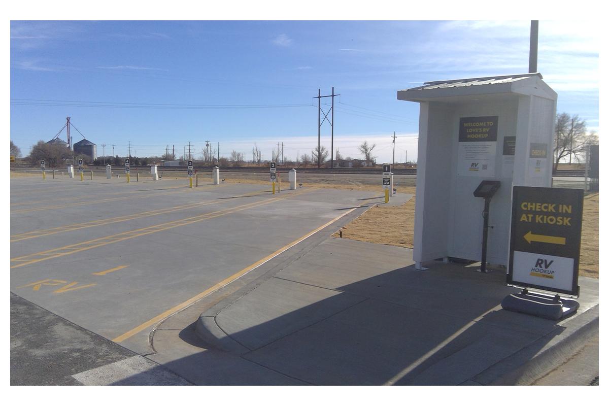 Love's RV Hookup-Dalhart TX 836