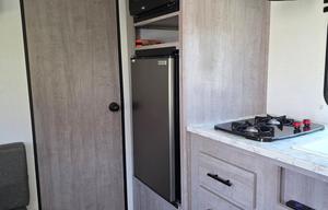 2024 Coleman 17B RV rental photo 3