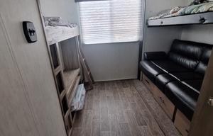 2022 Forest River RV Cherokee Arctic Wolf 321BH RV rental photo 7