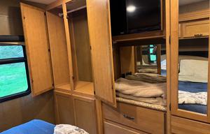 Mountain View Escape 2016 Thor ACE Coach +  Bikes