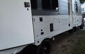 2026 Wildwood 300ICE RV rental photo 1