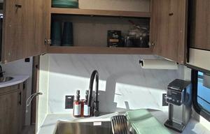 Voyager - Luxury 34ft trailer with 2 rooms & solar