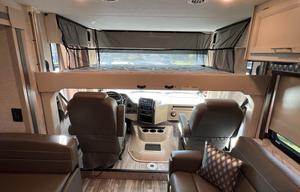 2022 Thor Motor Coach Hurricane 31C