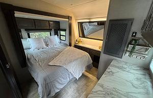 2022 Grand Design Momentum G-Class 25G