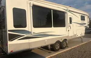 2023 Forest River Columbus Palomino CMF299RLW