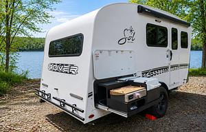 Modern RV w Panoramic Window & Outdoor Kitchen