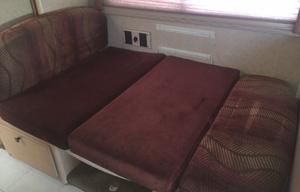 2008 Winnebago Outlook 31C