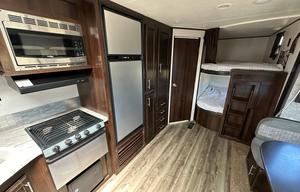 Sleeps 10 Travel Trailer - 2018 Jayco Jay Flight