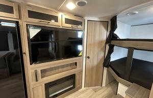 Luxury Family Camper Keystone Coleman Legacy2900BH