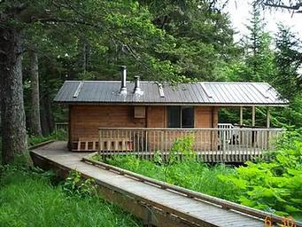 C13, Loop: AREA GREEN ISLAND CABIN