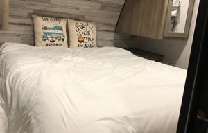 Great family camper with room