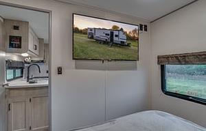 BRAND NEW! 2025 Catalina Legacy 293QBCK Bunk House
