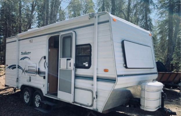 2003 Komfort Trailblazer T273FBS
