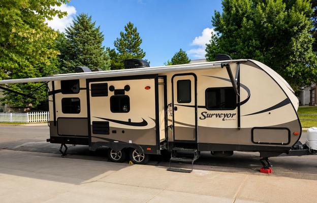 Spacious Bunkhouse - Pet Friendly - Off Grid